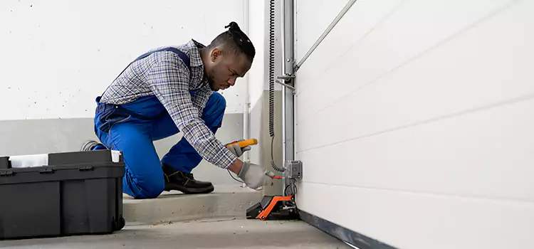 Expert Solutions for Every Garage Lock Need in Rolling Meadows, IL